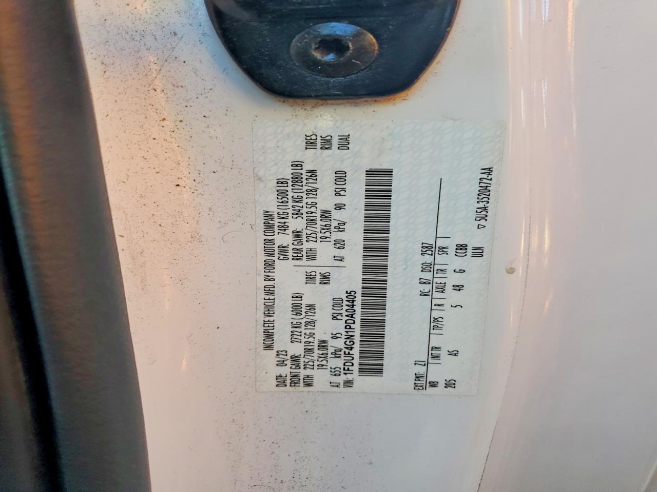 2023 Ford F450 Super Duty BOX Truck