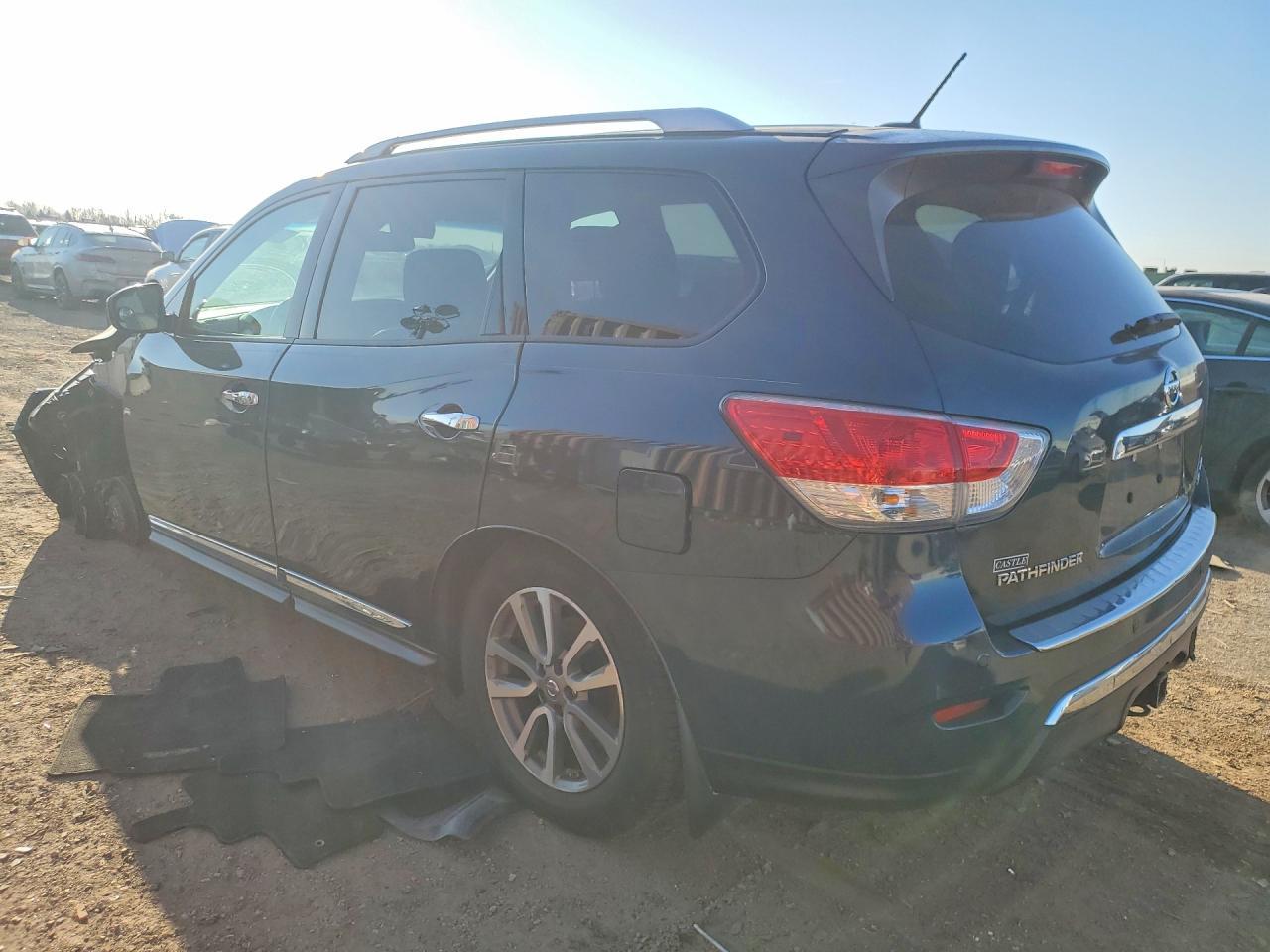 2013 Nissan Pathfinder s