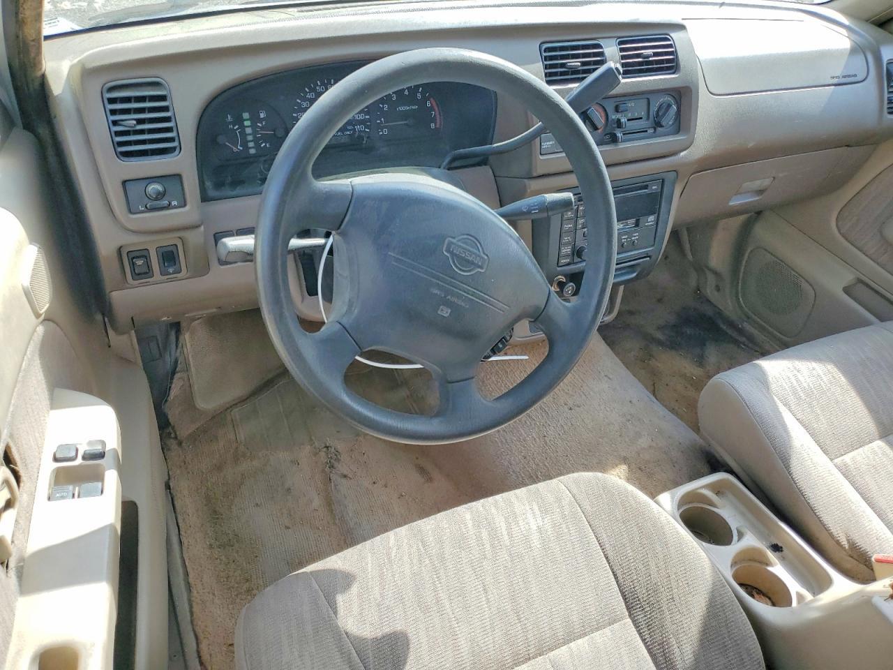 1998 Nissan Frontier XE