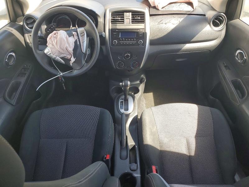 2018 Nissan Versa sv