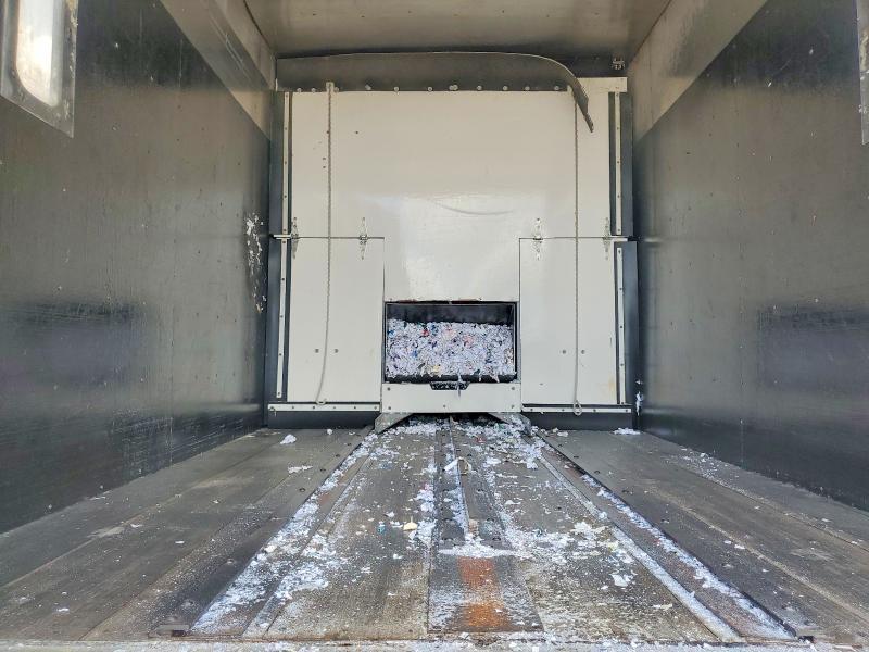 2014 Freigliner 2014 Freightliner Business Class M2 box Truck