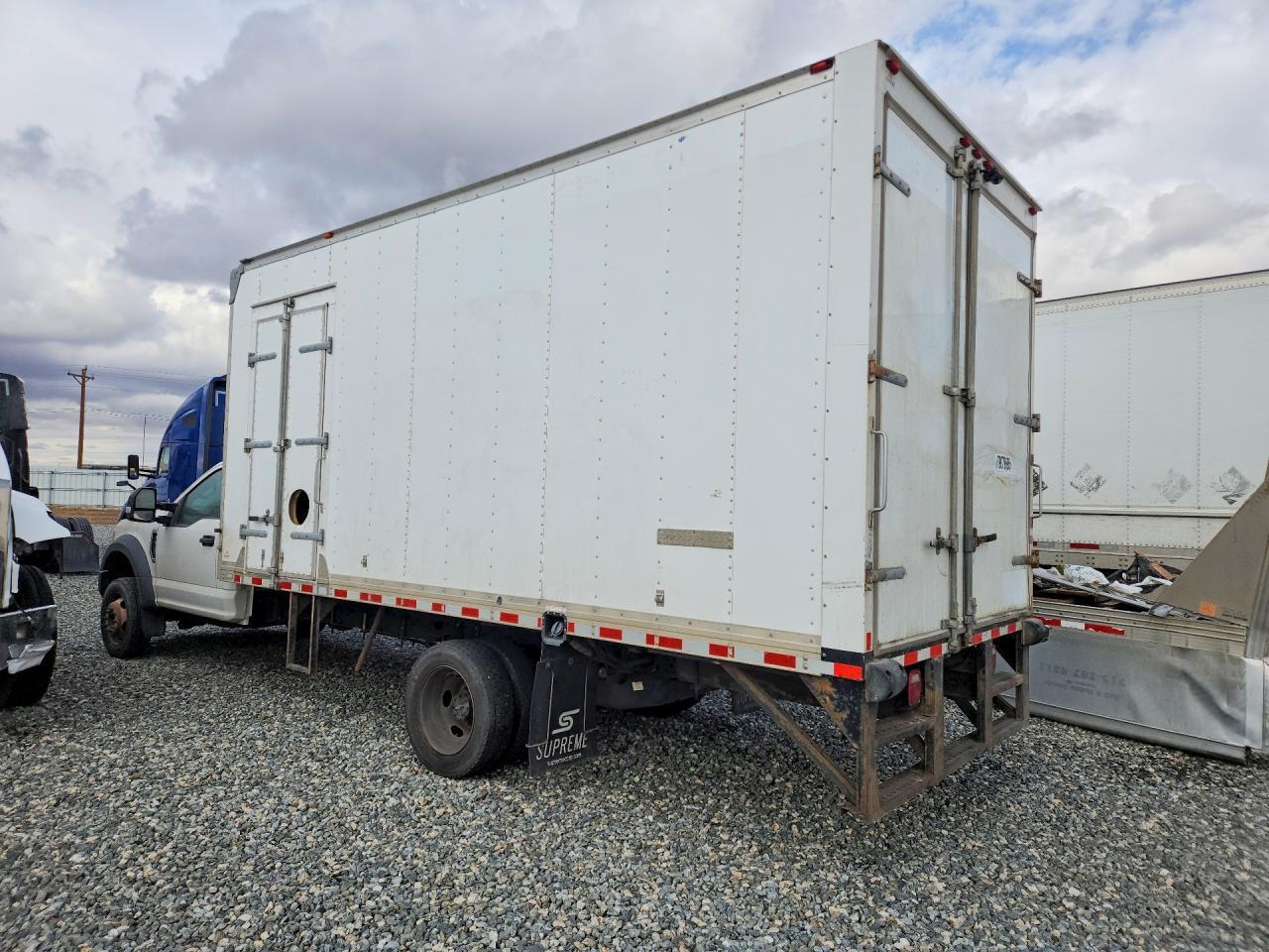 2018 Ford F550 Super Duty BOX Truck