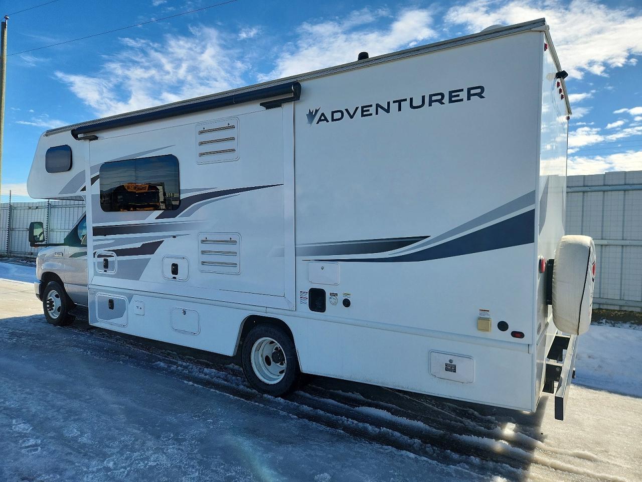 2019 Ford Econoline E450 Super Duty Cutaway Van