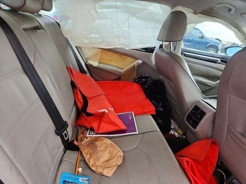 2016 Volkswagen Passat se