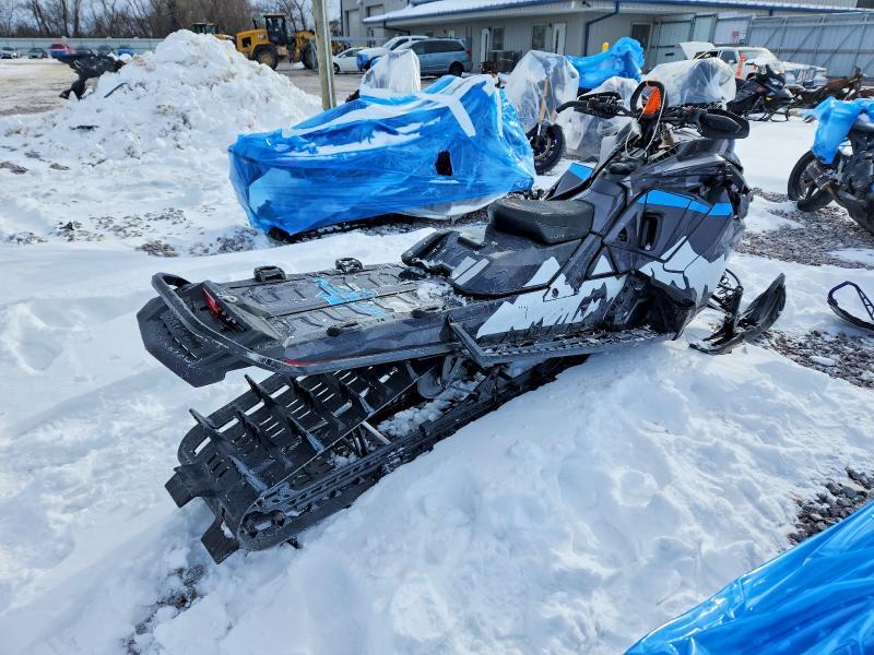 2022 Skidoo Summit X With Expert