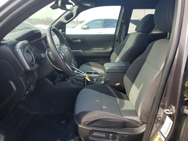 2022 Toyota Tacoma sr V6