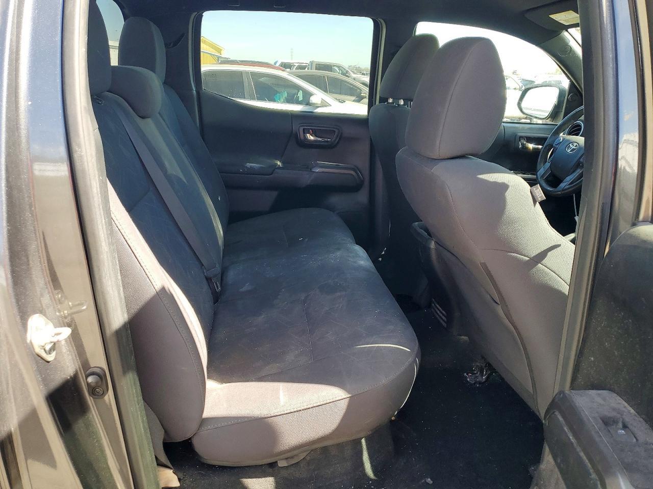2017 Toyota Tacoma TRD Sport