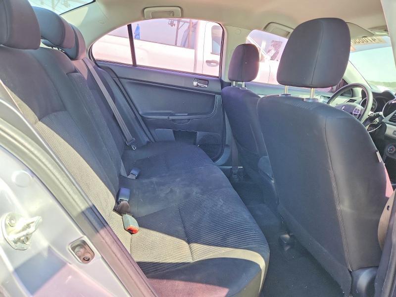 2015 Mitsubishi Lancer es