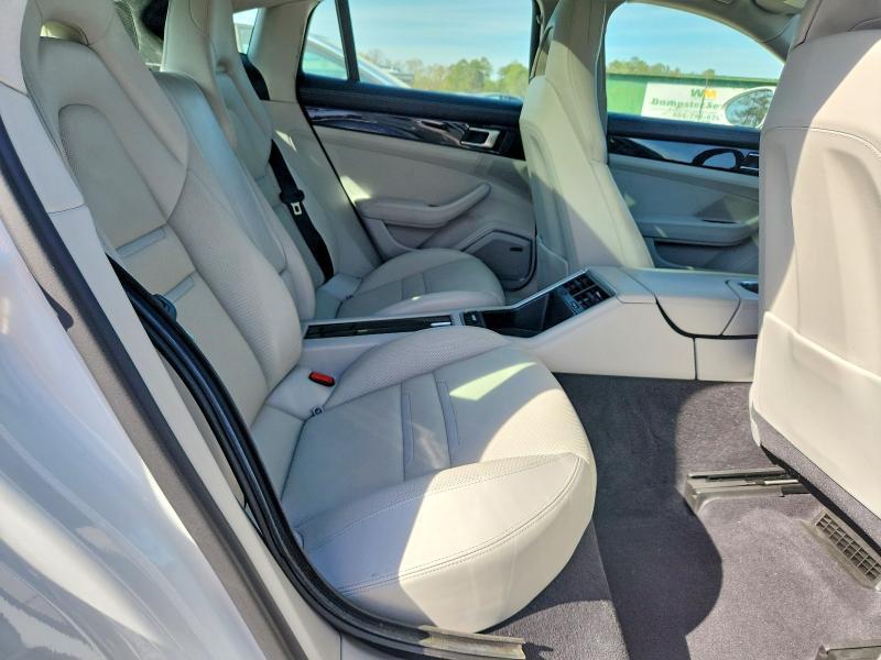 2019 Porsche Panamera Base