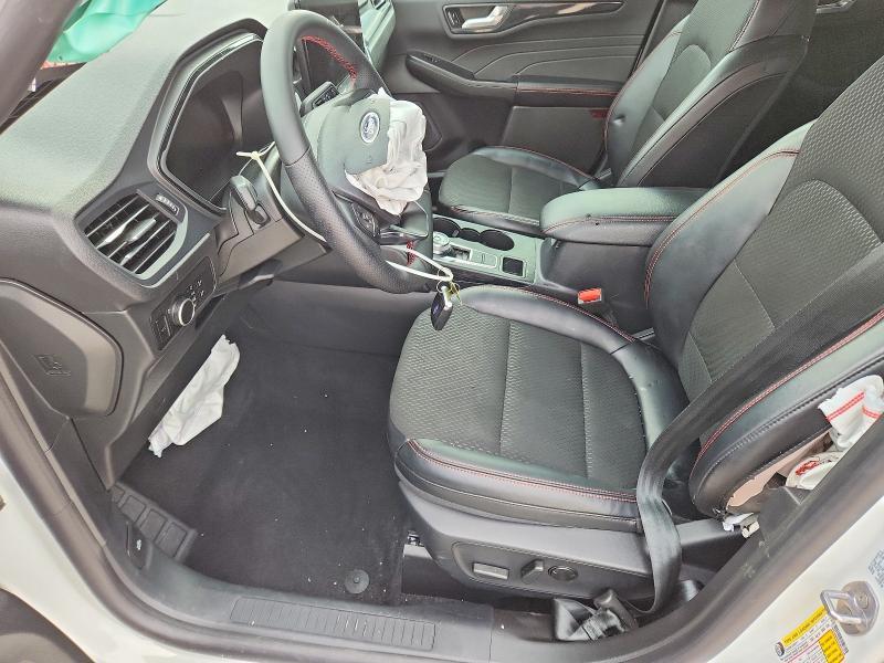 2025 Ford Escape st Line