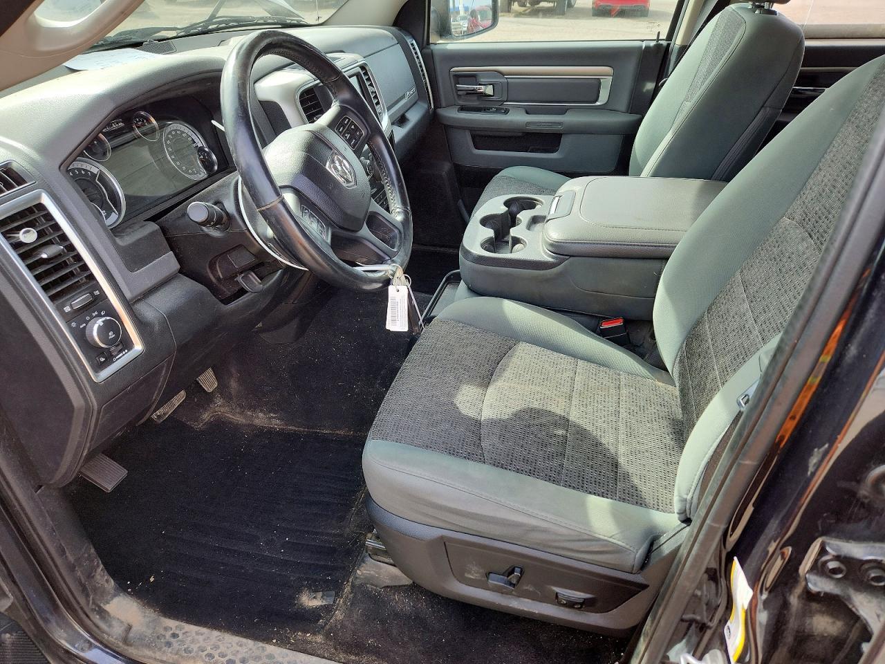 2016 Dodge RAM 1500 SLT