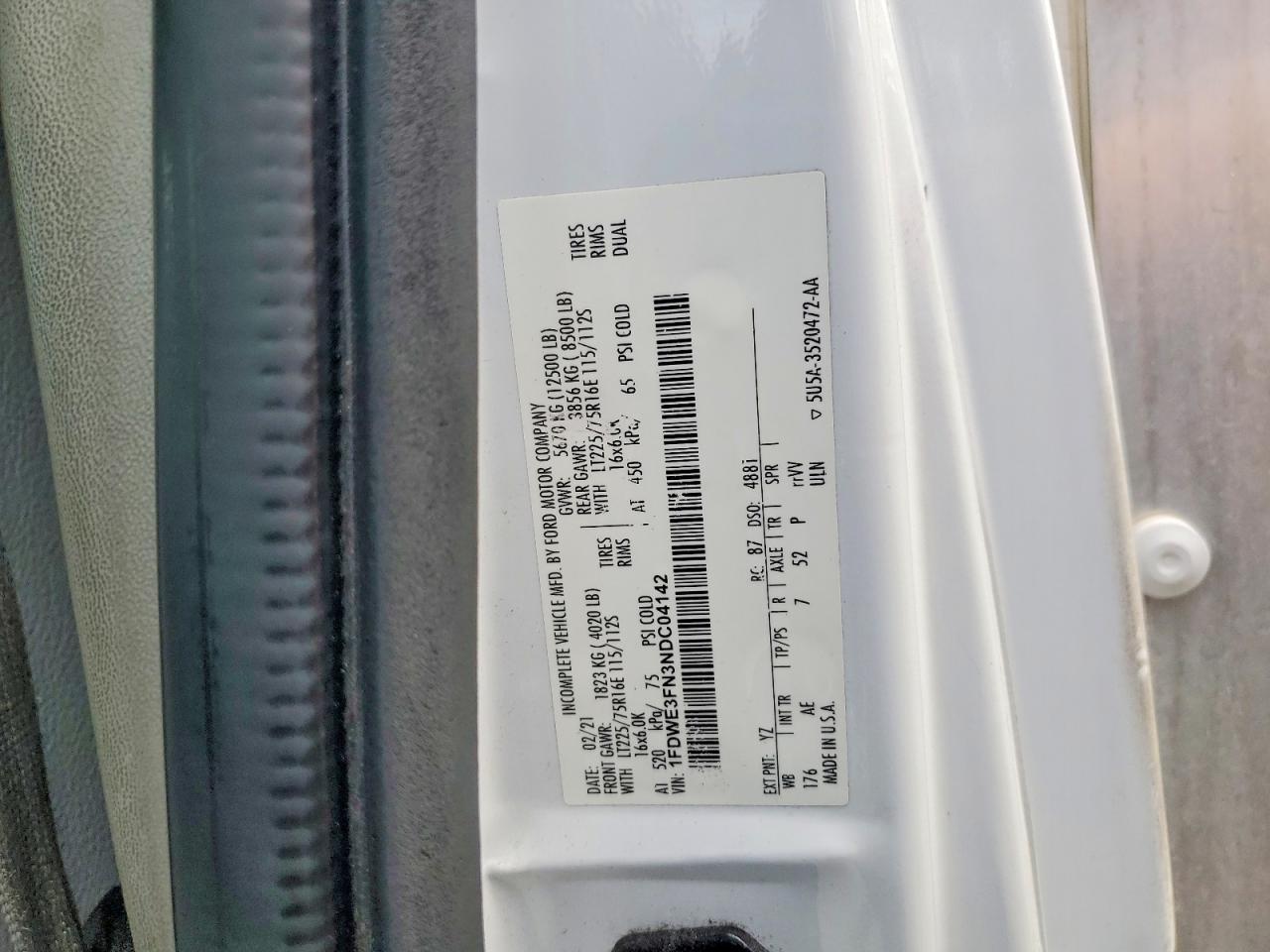 2022 Ford E350 BOX Truck