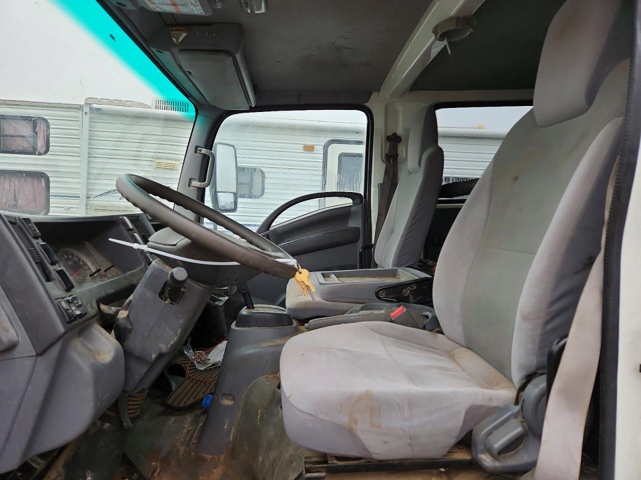 2019 Isuzu NRR