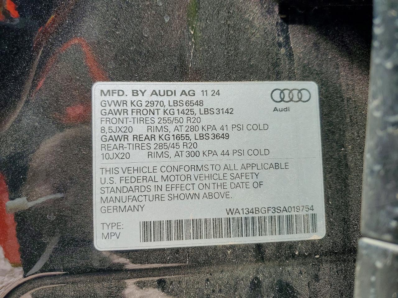 2025 Audi Q6 E-tron Prestige