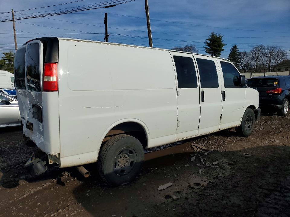 2013 Chev Express G2500