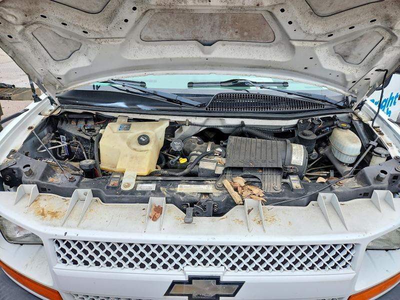2005 Chev Express G3500