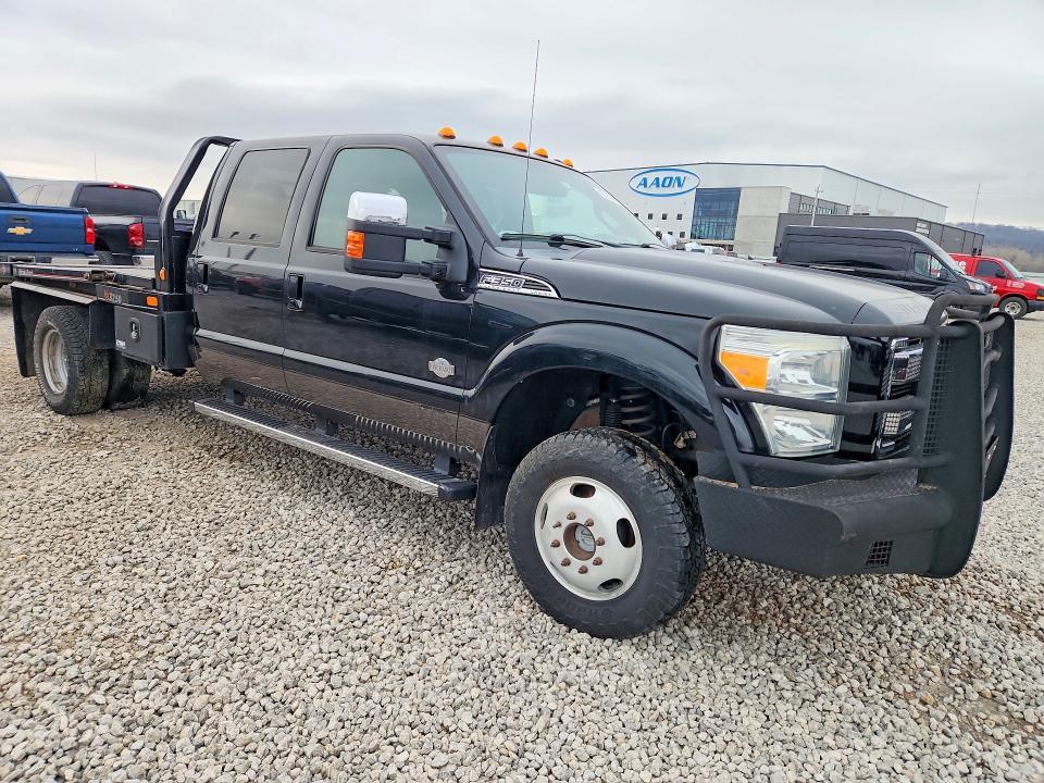 2016 Ford F350 Super Duty Flatbed Truck