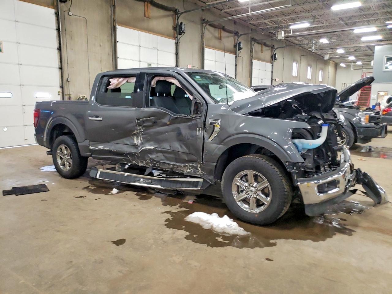 2025 Ford F150 XLT