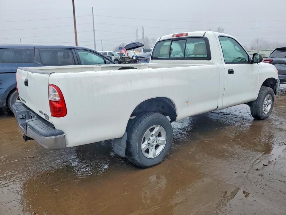2005 Toyota Tundra Base