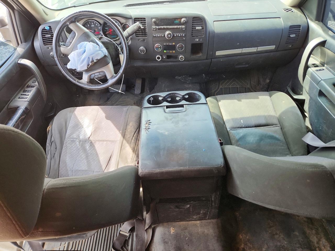 2011 Chevrolet Silverado 2500 LT Utility / Service Truck