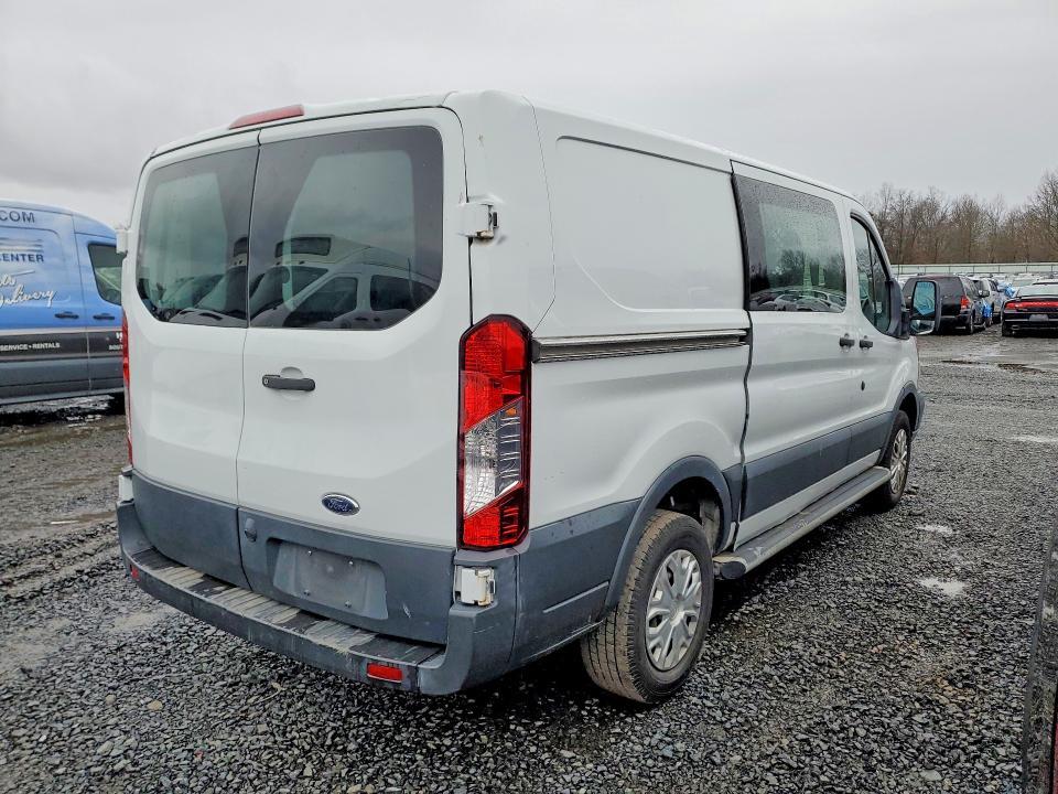 2018 Ford Transit T-250
