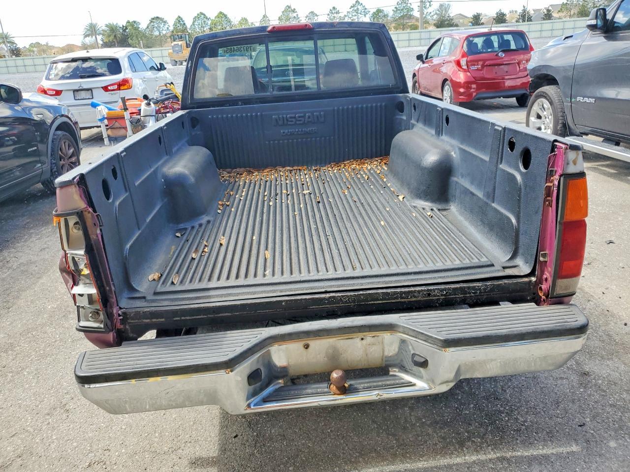 1995 Nissan Truck XE V6