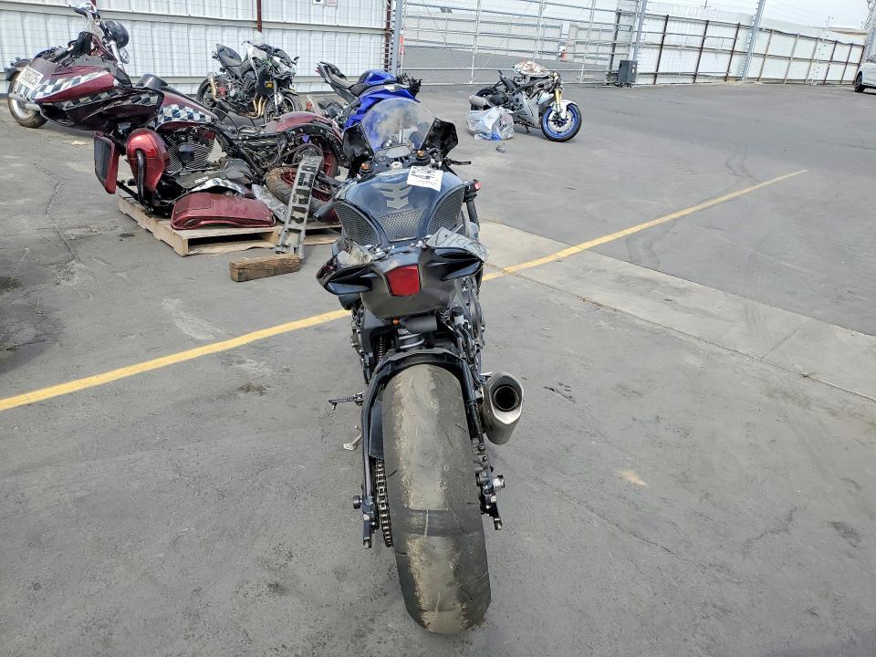 2023 Yamaha YZFR1