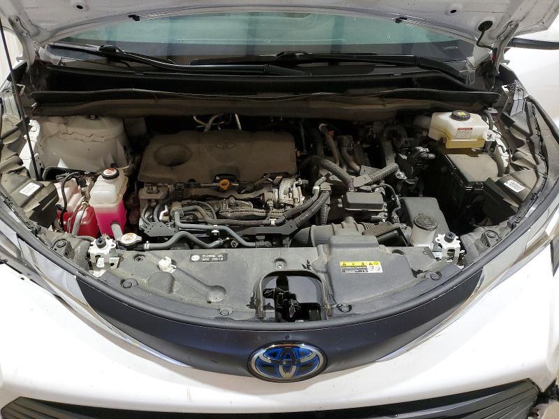 2021 Toyota Sienna le 8-passenger