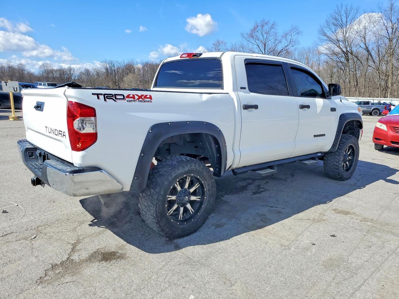 2014 Toyota Tundra SR5