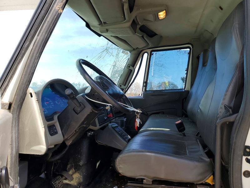 2013 International 7300 Bucket Truck