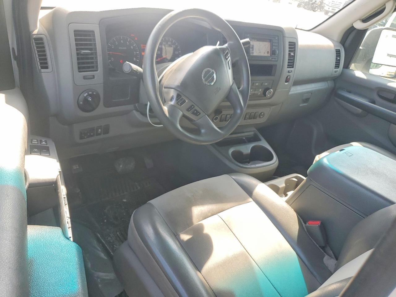 2014 Nissan NV 2500 Delivery Van