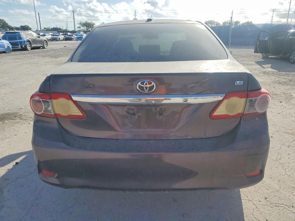 2013 Toyota Corolla le Special Edition