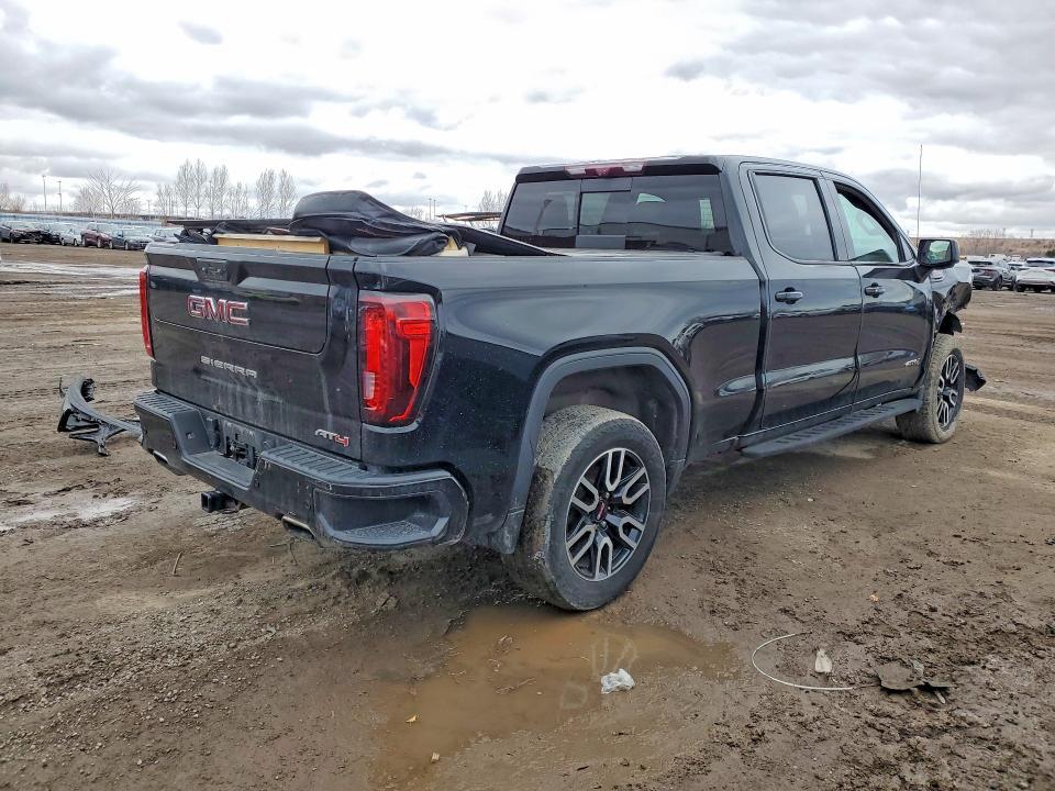 2022 GMC Sierra K1500 AT4