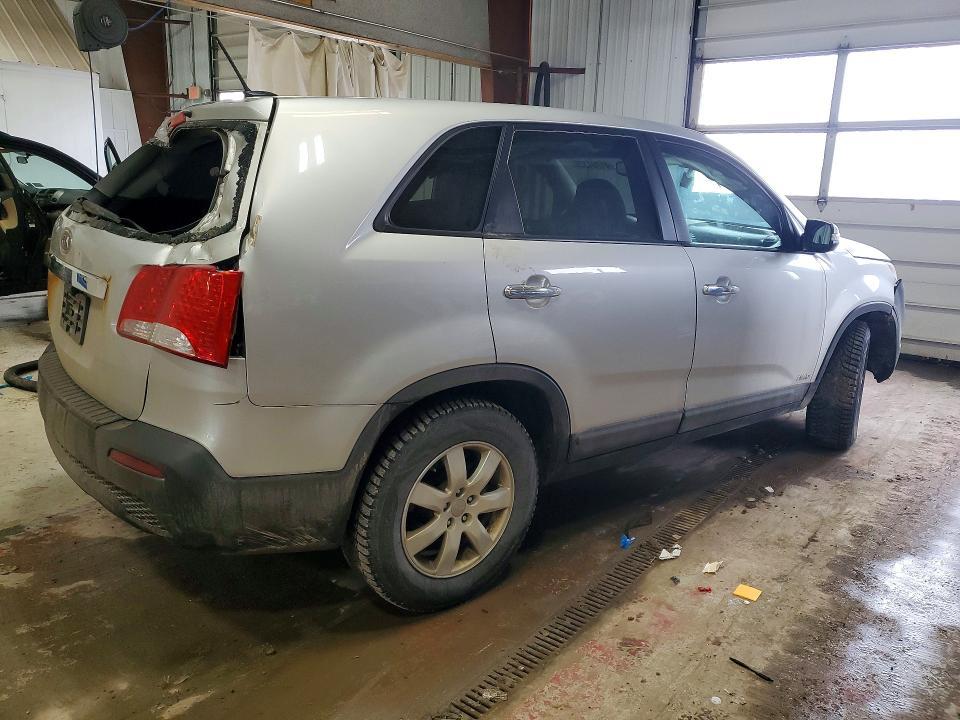2013 KIA Sorento lx