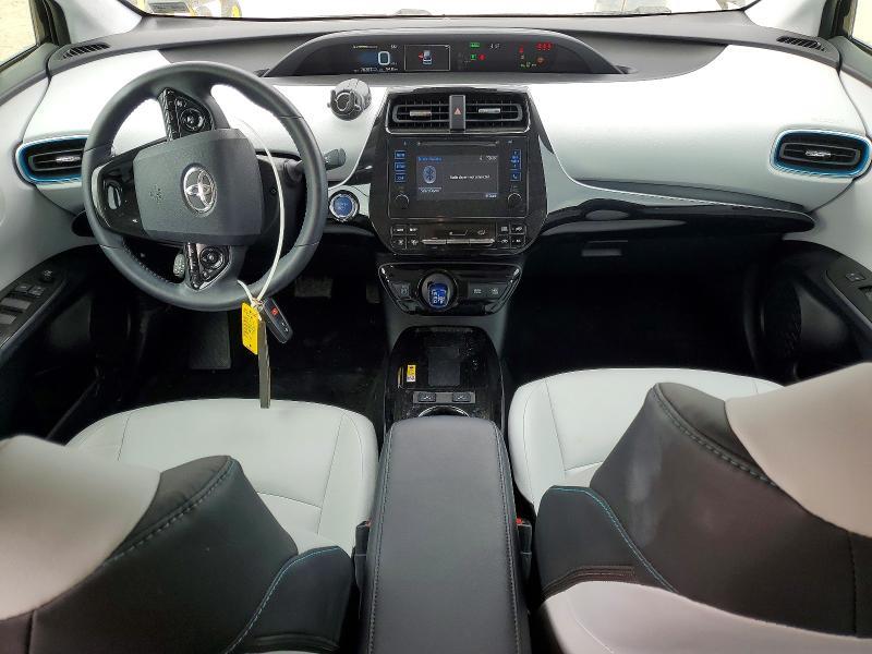 2019 Toyota Prius xle