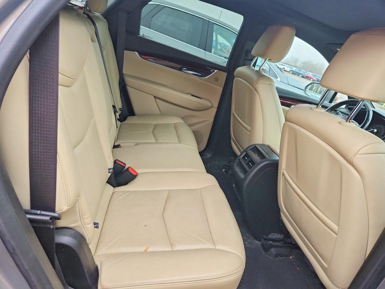 2018 Cadillac XT5 Luxury