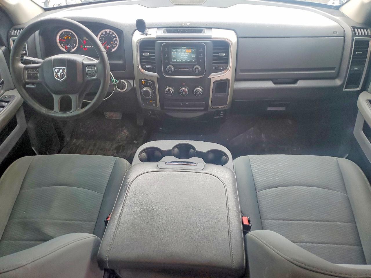 2016 Dodge RAM 1500 SLT