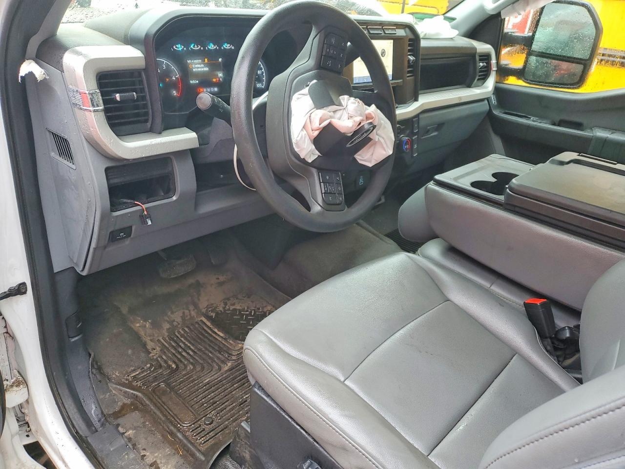 2024 Ford F550 Super Duty Truck Cab AND Chassis