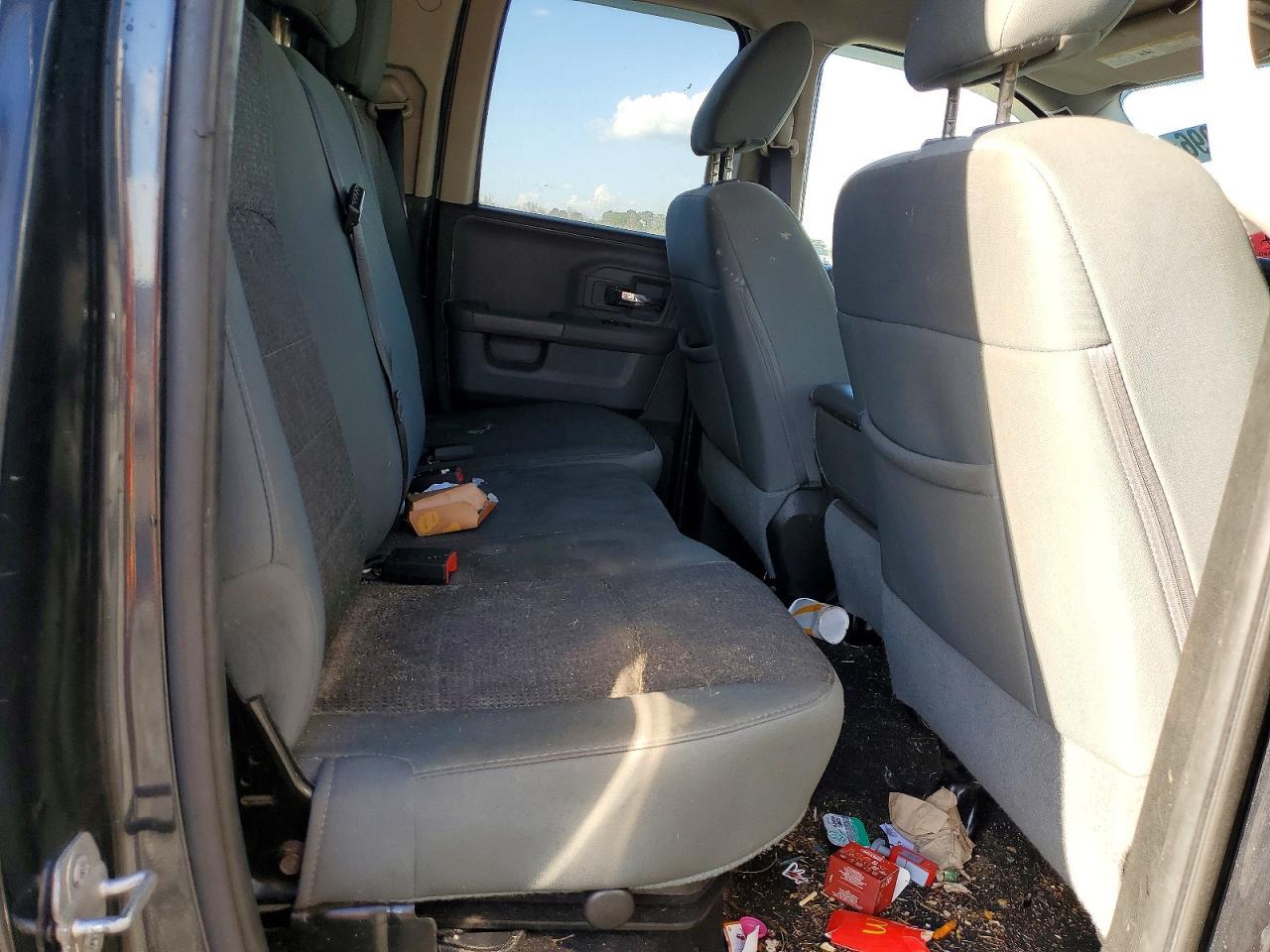 2016 Dodge RAM 1500 SLT