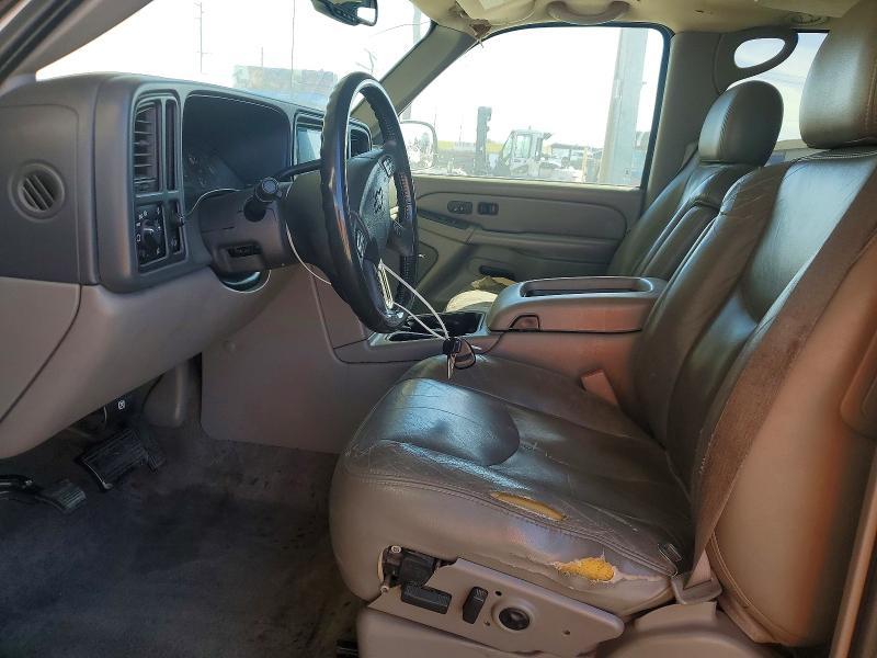 2004 Chevrolet Suburban C1500
