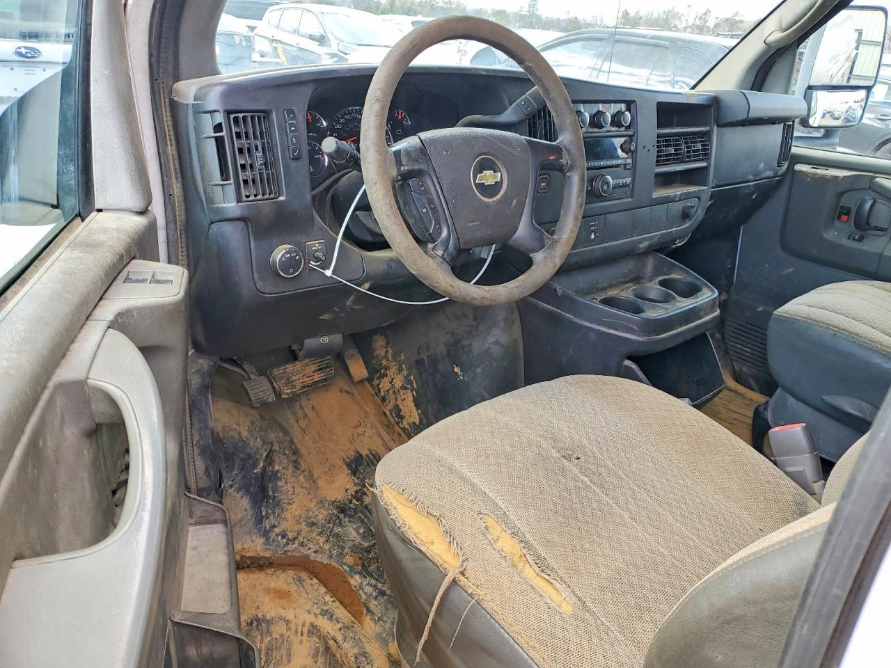 2012 Chev Rolet Express Utility / Service Truck