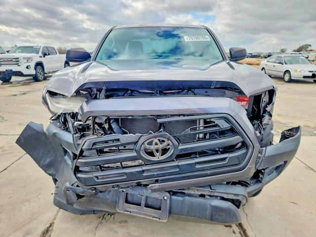 2017 Toyota Tacoma SR