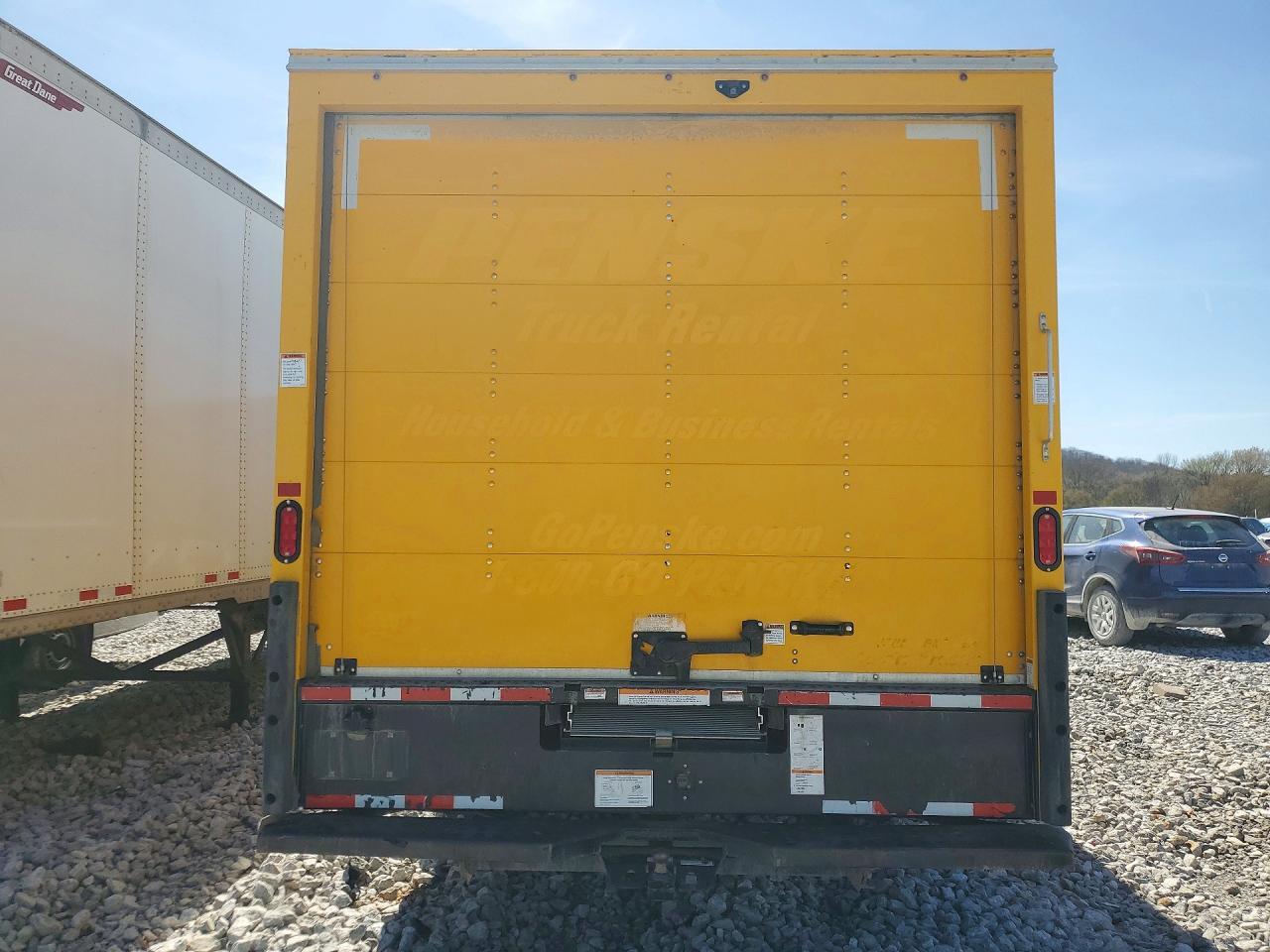 2022 GMC Savana BOX Truck