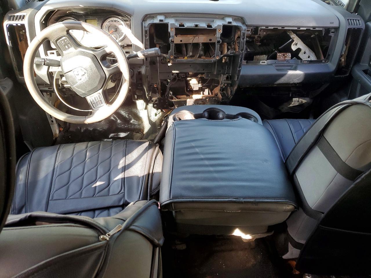 2016 Dodge RAM 5500 Flatbed Truck