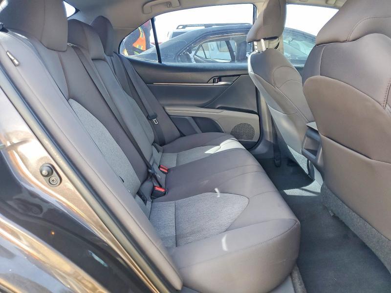 2019 Toyota Camry le