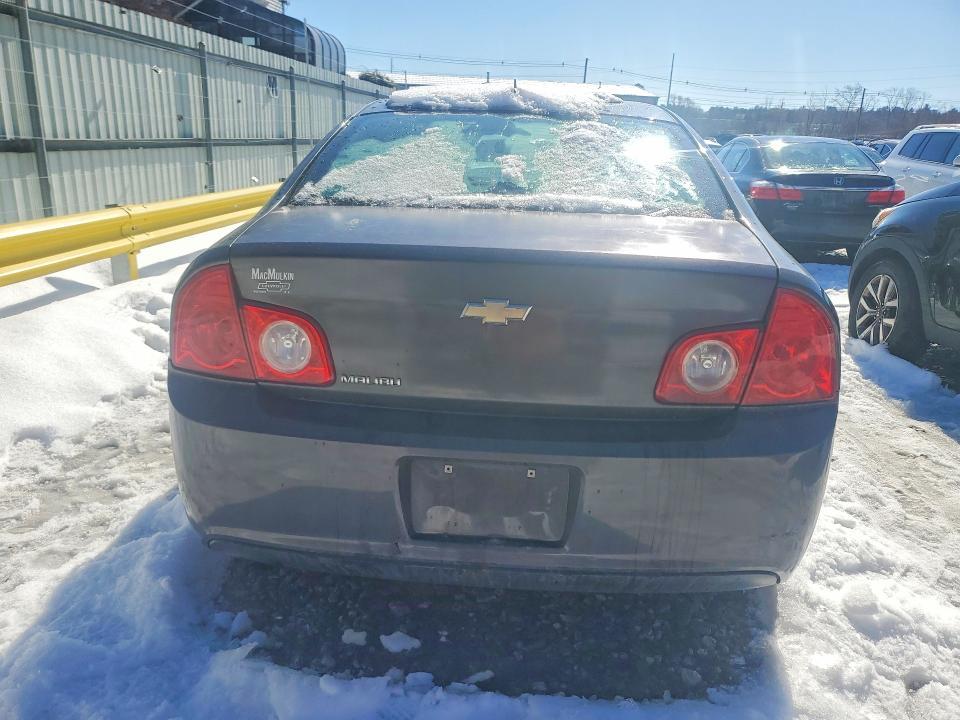 2011 Chev Malibu ls