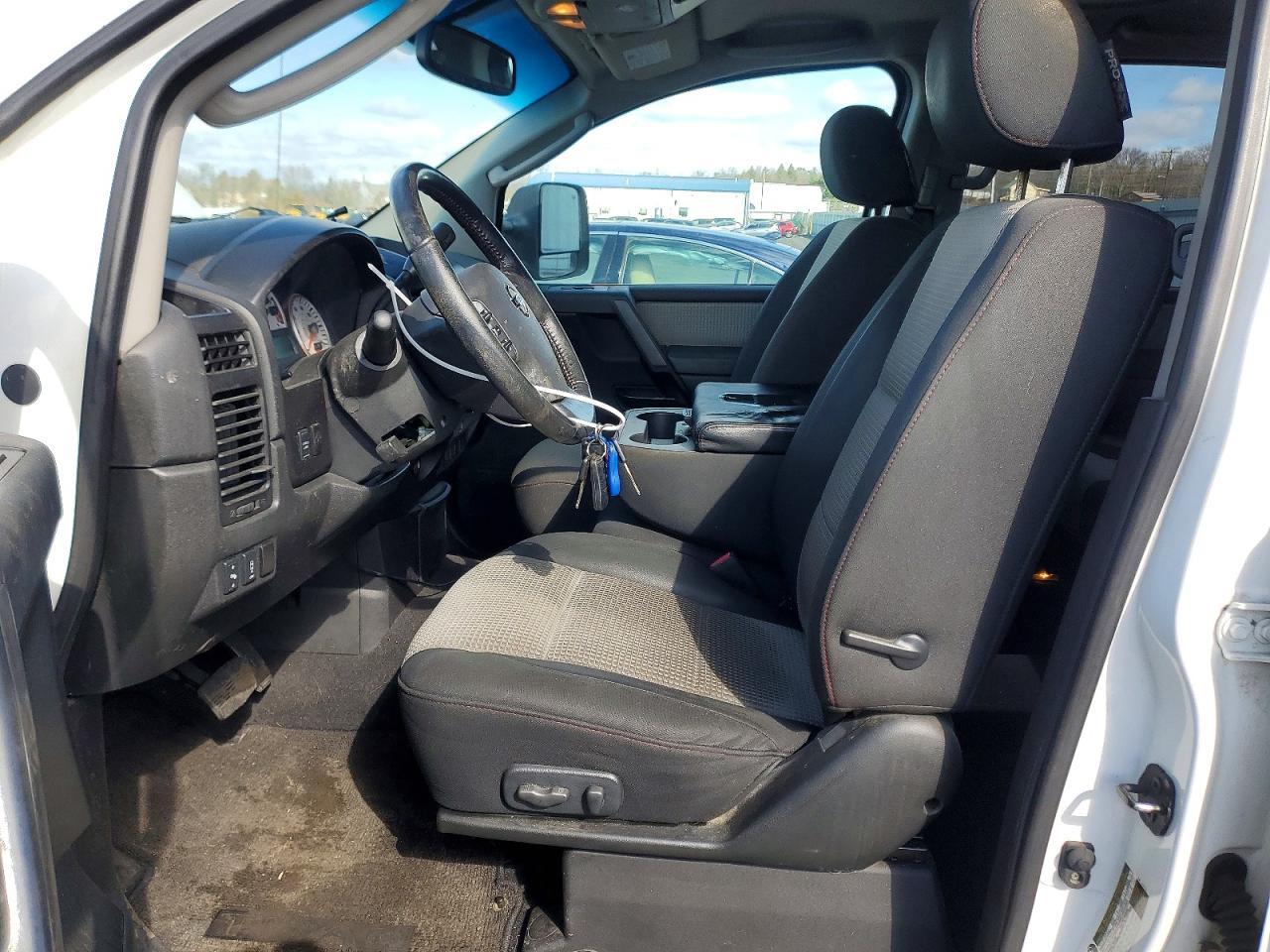 2008 Nissan Titan XE