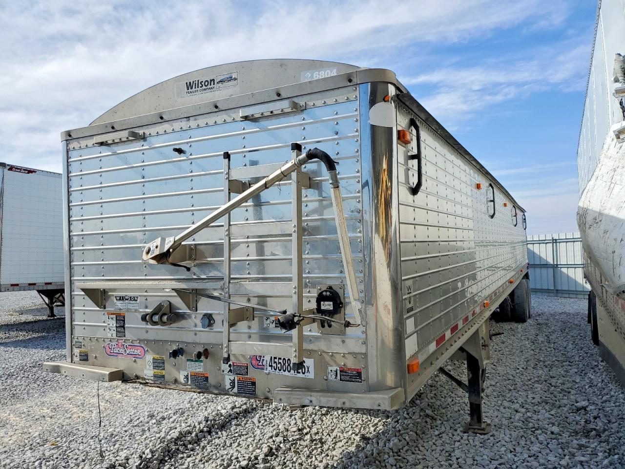 2008 Wilson ON DWH-550 Grain Trailer