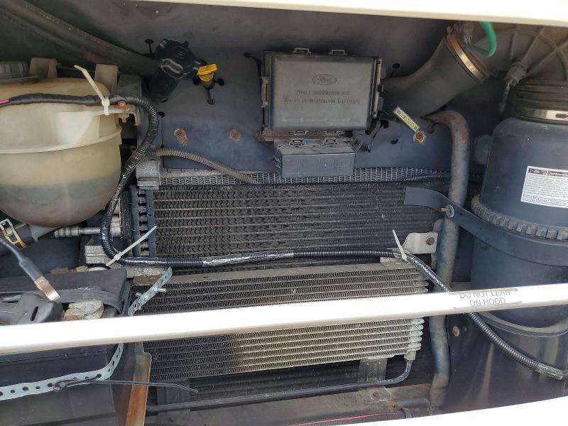 1999 Ford F550 Super