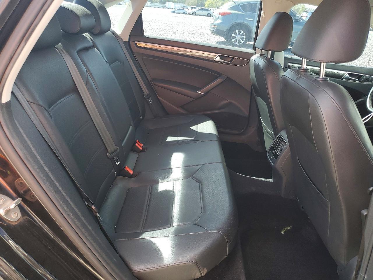 2018 Volkswagen Passat se